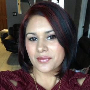 Meet your Posher, Magdalena